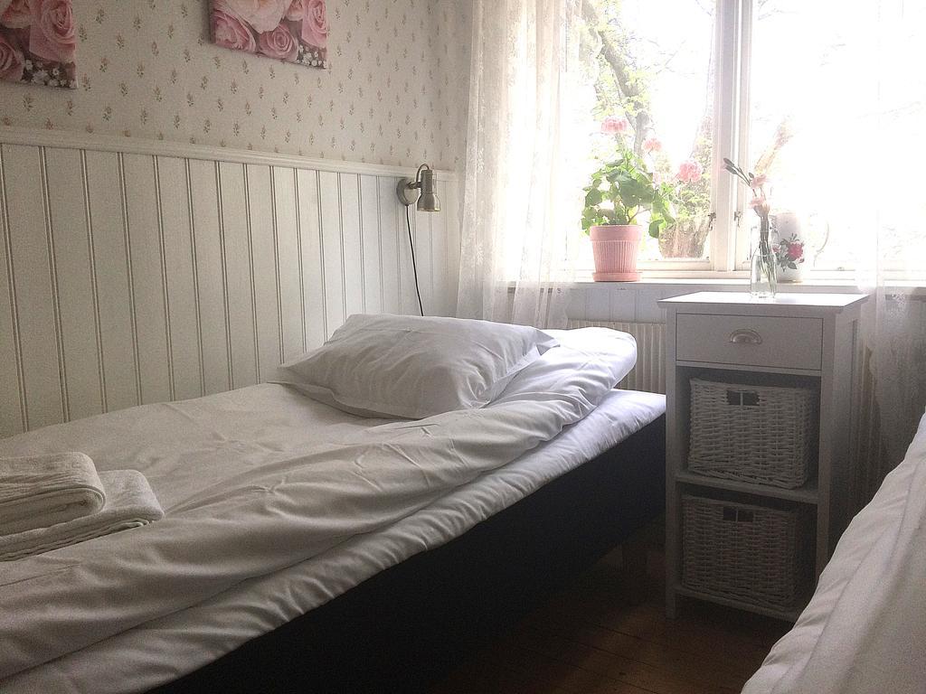 Karaby Gard, Country Living Hostel Kristinehamn Exterior foto